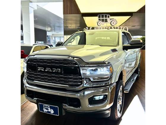 RAM 2500 6.7 I6 TURBO DIESEL LARAMIE CD 4X4 AUTOMÁTICO
